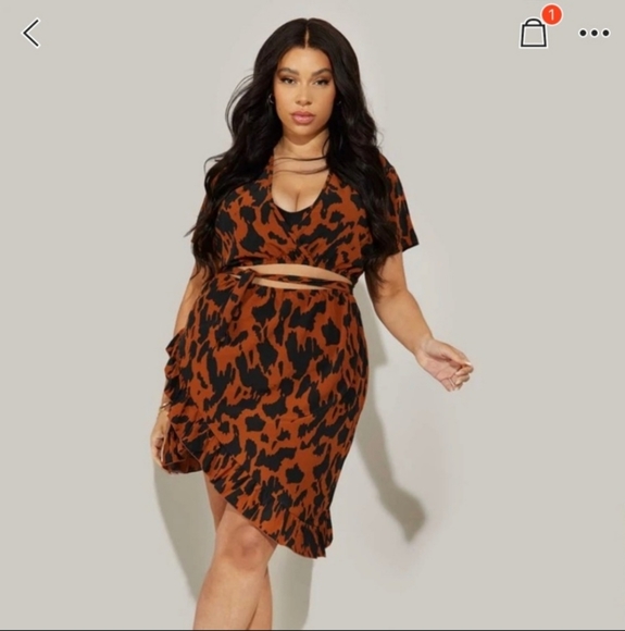 SHEIN Dresses & Skirts - SHEIN Curve 2X Animal Print Cross Over Wrap Ruffle Dress